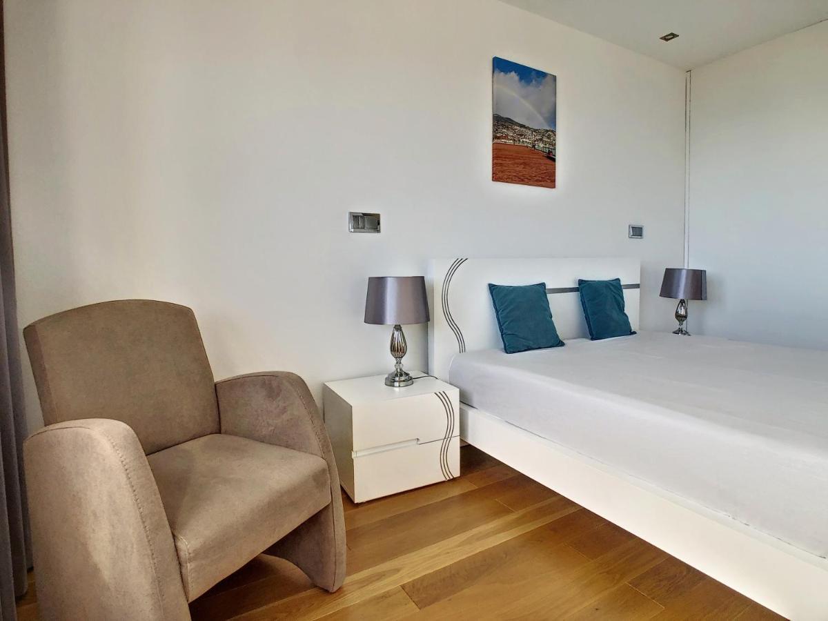 Lynx Barreiros By Lovelystay Funchal  Buitenkant foto